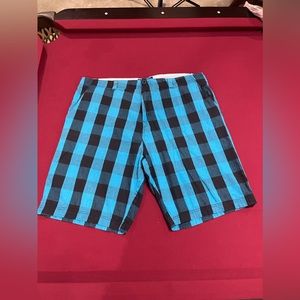 Mens Street Rutes Brand plaid Shorts, Size 38